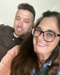 I loss my other half in an accident it wasn't suppose to be this way. 18  years 17 married 4 kids 1 grand baby 2 church plants & one broken widow