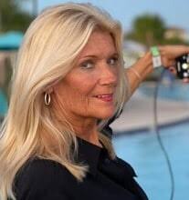 Real Estate Agents in 34207