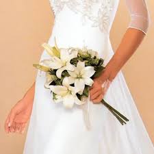 Vídeo sobre como hacer ramos. Como Hacer Un Ramo De Novia Con Flores Artificiales