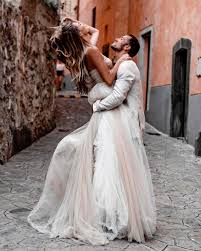 By utilizing your custom song button, you have access to an unlimited music database. 15 Most Popular And Romantic Spanish Wedding Songs