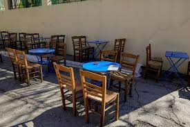 Ο αριθμός των μουσικών φθόγγων ποικίλει από μια κλίμακα σε άλλη: Galazio Antartiko Gia Th Moysikh Sthn Estiash Ti Zhtoyn 7 Boyleytes Apo Ton Niko Xardalia Sofokleousin