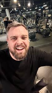 That was really hard 😫 First day back to the gym today. Haven't been for  about 3 months and honestly, it was hard. The first week back I always  struggle with, I