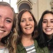 Cindy Laue's Instagram, Twitter & Facebook