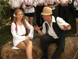 Iar versurile din titlu îi aparţin. Munti Nostri Aur Poarta Lena Miclaus Download