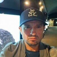 Robert Baccarie: Producer in Miami, Florida.