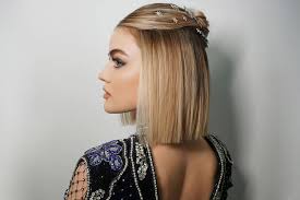Hairstyles for short hair seem to be more hard too find than those for long hair or at least we use to have this impression. 33 Amazing Prom Hairstyles For Short Hair 2021