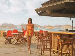 Founded In 1965 By Laurance S Rockefeller The Mauna Kea Beach Hotel Stands As A Landmark Of Luxury On The B Mauna Kea Beach Hotel Beach Hotels Best Vacations