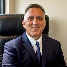 Jeffrey Kagan's Instagram, Twitter & Facebook