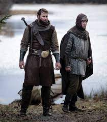 Look At The Face Of The Guy On The Right Larp Costume Medieval Clothing Big Men Fashion