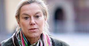 She is known for her work on de slimste mens ter wereld (2012), pauw & witteman (2006) and buitenhof (1995). Sigrid Kaag D66 Startete Absichtlich Eine Kampagne In Brabant In Dieser Provinz Gibt Es Lahmungen Brabant Nach Welt