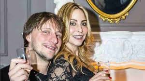 Colpevole di essere sempre sincera. Chi E Simone Gianlorenzi Eta E Curiosita Del Marito Di Stefania Orlando