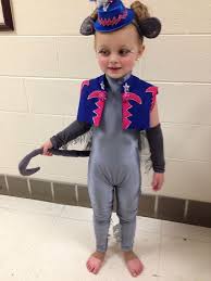 Diy Flying Monkey Costume Flying Monkey Costume The Wizard Of Oz Costumes Wizard Of Oz Costumes Diy