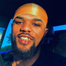 How often do you use contact or power swings in MLB The Show 25?