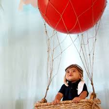 This can easily pass for a balloon collage. Hot Air Balloon Prop Blog Tot Traveler Atlanta Baby Equipment Rentals