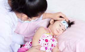 Simply placing your hand on her forehead is not a good place him in a cool or lukewarm bath. Fever In Children Tips For Parents Healthxchange