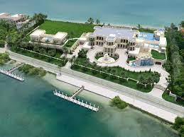 An Insane Florida Mansion That Was Once The Most Expensive Home In The Us Is Back On The Market And Now It S Even More Expensive Mansions Florida Mansion Hillsboro Beach