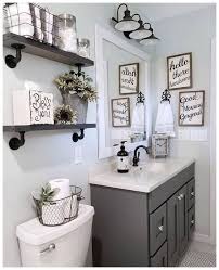 57 Farmhouse Bathroom Organization Ideas 38 Apartment Bathroom Decorating Ideas Sma Farmhouse Bathroom Organizers Bathroom Wall Decor Shabby Chic Bathroom