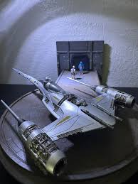 Just wanted to take some quick pictures to show off this amazing custom  ship landing platform I got off Etsy! The quality is insane