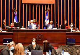 República dominicana, una nación democrática con una población de más de 10 millones de personas, posee un territorio que se extiende hasta los no importa si decides visitar una de nuestras playas a lo largo de los más de 1,600 kilómetros de costa, nuestros verdes pueblos de montaña. Senado Aprueba En Segunda Lectura Proyecto De Ley Nacional De Vacunas En La Republica Dominicana Periodico El Caribe Mereces Verdaderas Respuestas