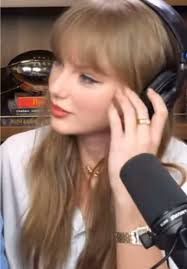 Travis Kelce Bi Wife Energy