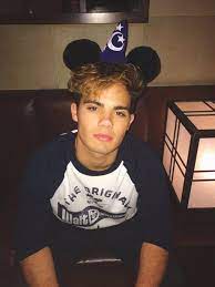 He's a music and tv star, and he's making an appearance on a new disney+ series that's streaming today. Twitter Emery Kelly