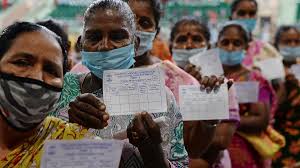 A detailed country map shows the extent of the coronavirus outbreak, with tables of the number of cases by state and district. India Pushed To Expand Covid 19 Vaccine Drive As Cases Surge Financial Times