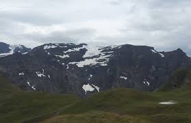 Staumauer muttsee von der seeseite. Ab In Die Hohe Axpo