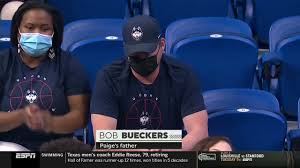 Chelsea and chi dungee didn't have a christmas tree or lights waiting for them in the morning. Cv 5efb2ihcbrm