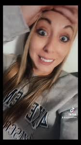 Heidi Heck (@heidiheckhere)