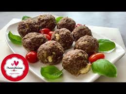 Gyros Frikadellen Aus Dem Backofen Mit Feta Gefullt Buletten Thermomix Tm5 Tm6 Thermilicious Yo Rezepte Mit Frikadellen Frikadellen Lebensmittel Essen