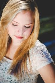 Liz Klink's Instagram, Twitter & Facebook