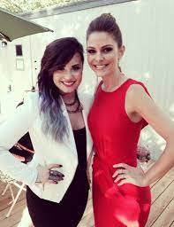 Demi Lovato Mario Menounos Demi Lovato Heart Attack Celebrities Social Media Demi Lovato