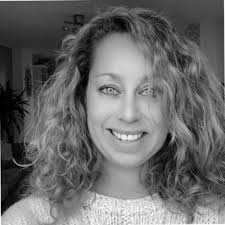 mensenhandel #seksueelgeweld #seksueleuitbuiting #loverboys  #watismensenhandel #onlineplatform #jeugd #socialmedia #moderneslavernij