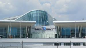 Iau aparate tomograf, le iau eu centralizat mai multe aparate, era o chestie si era buna. Aeroportul Din Sofia Va Fi Modernizat Banca Europeana De Investitii Ofera Un Imprumut De 40 Milioane Euro Infrapress