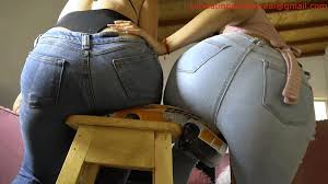 ass crushing fetish - watch the incredible force