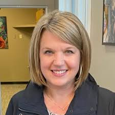 Jennifer Warden (@JenniferWarden5)