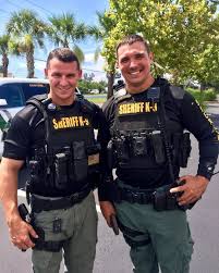 My Favs From Pasco Dep Pini And Dep Carmack Livepd Cops Men In Uniform Hot Cops