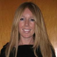 Lisa Deering's Instagram, Twitter & Facebook