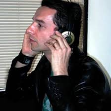 Happy weekend group 🙂🖤🌹.