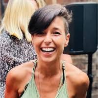 200+ "Beatriz Rey" profiles