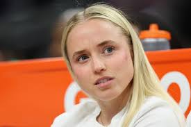 Sky's Hailey Van Lith