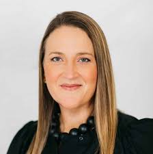 Ashley Feaster's Instagram, Twitter & Facebook