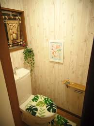 トイレの壁紙をdiyで貼り替えて ナチュラルハワイアンに大変身 limia リミア トイレ 壁紙 トイレ トイレ インテリア