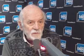 Eric Andrieu député européen PS, il défend le projet de chargeur unique  pour les téléphones