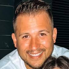 Jennifer Massicotte's Instagram, Twitter & Facebook