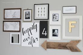 Diy photo frame wall decor. 28 Ideas For Gorgeous Diy Gallery Walls Tip Junkie