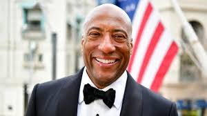 Mandy Ledbetter's Instagram, Twitter & Facebook