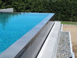 Piscine A Deversoir Swimming Pool Designs Pool Designs Backyard Pool Designs