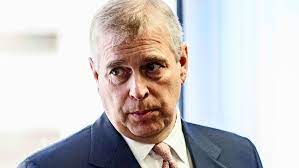 2019 erhängte sich epstein in seiner. Skandal Um Prinz Andrew Jeffrey Epstein Und Harvey Weinstein Im Garten Der Royals Panorama Stuttgarter Zeitung