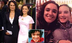 Vicky haughton nanny flowers apirana. Whatever Happened To Whale Rider Star Keisha Castle Hughes Daily Mail Online